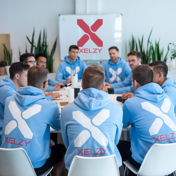 Xelzy.com image 3