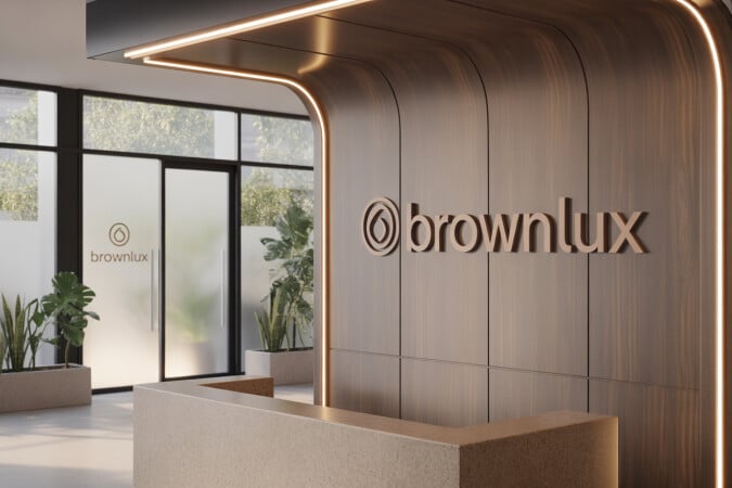 BrownLux.com image 4