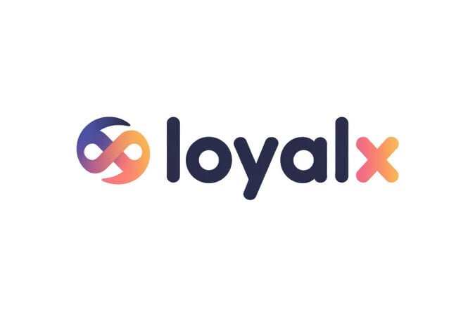 LOYALX logo